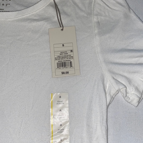 a new day BRAND NEW White T-Shirt Size Small - Picture 3 of 5